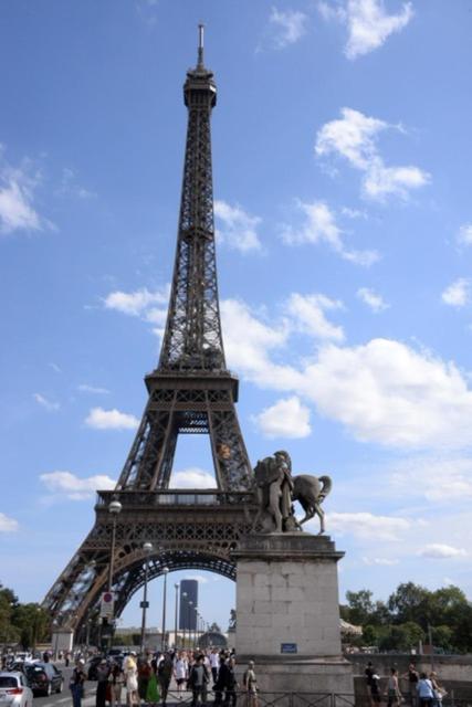 Eiffel Edge Escape 30 M From Eiffel Tower Apartment Paris Exterior foto